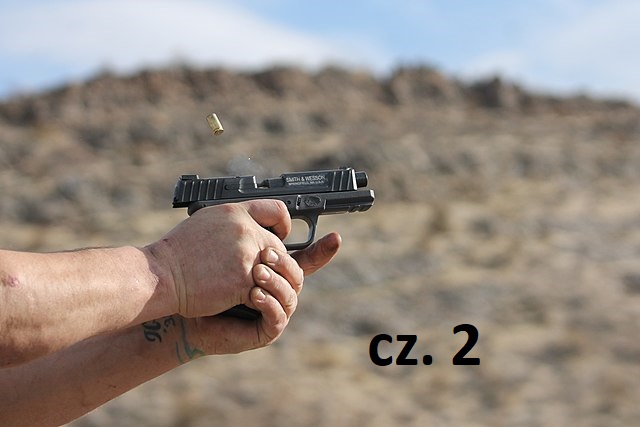 Praca na spuście cz.2 Praca na języku spustowym jest kluczowym zagadnieniem w trakcie nauki strzelania. Źródło: Wikimedia Commons.